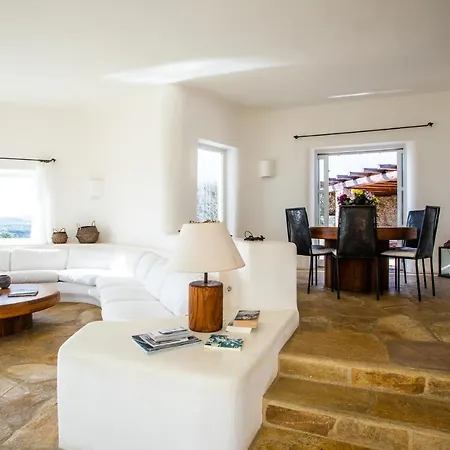 Zen In Lia קלפטיס